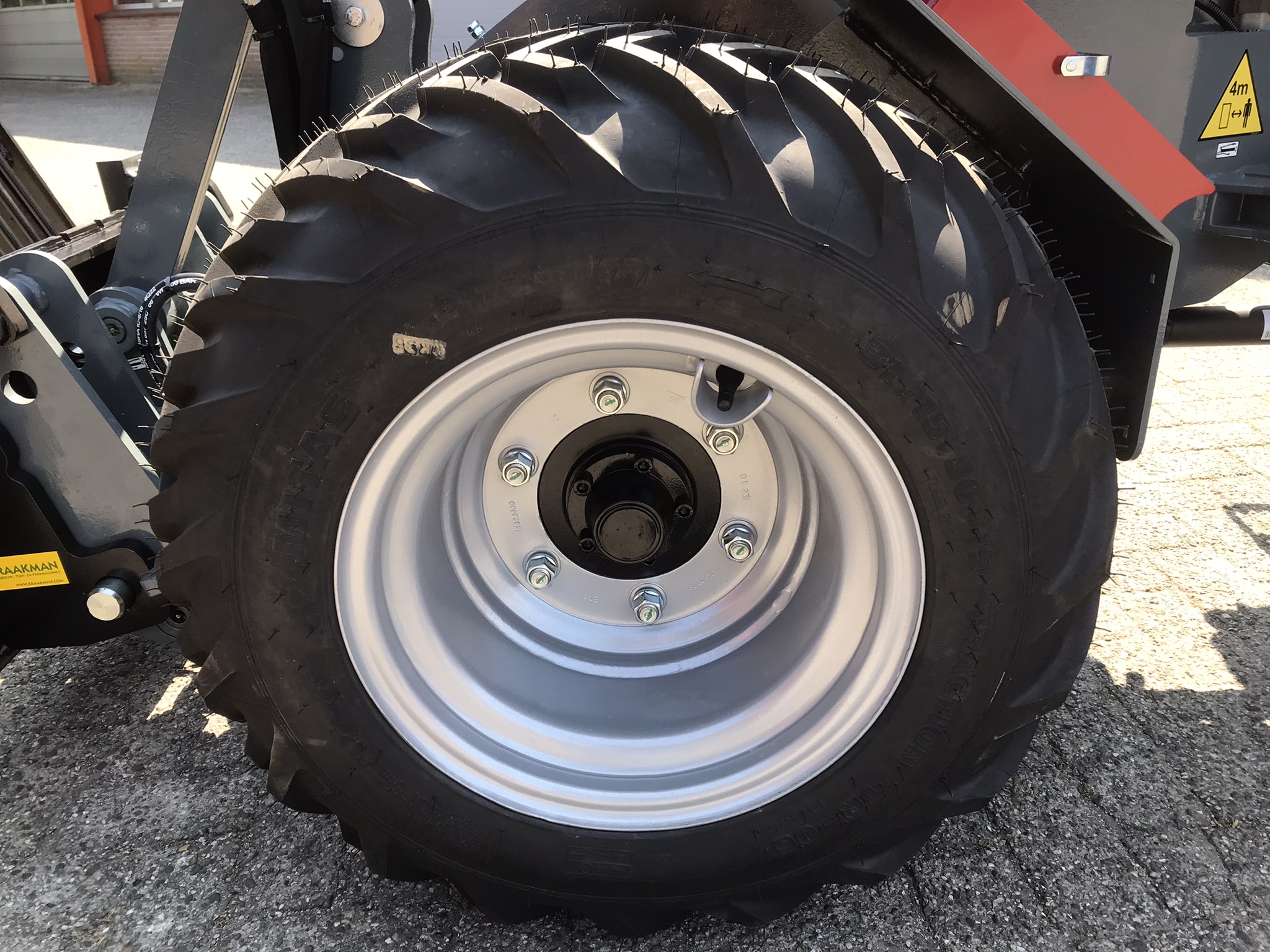 Giant G2200E X-tra kniklader (WOL) #28176 - Kraakman