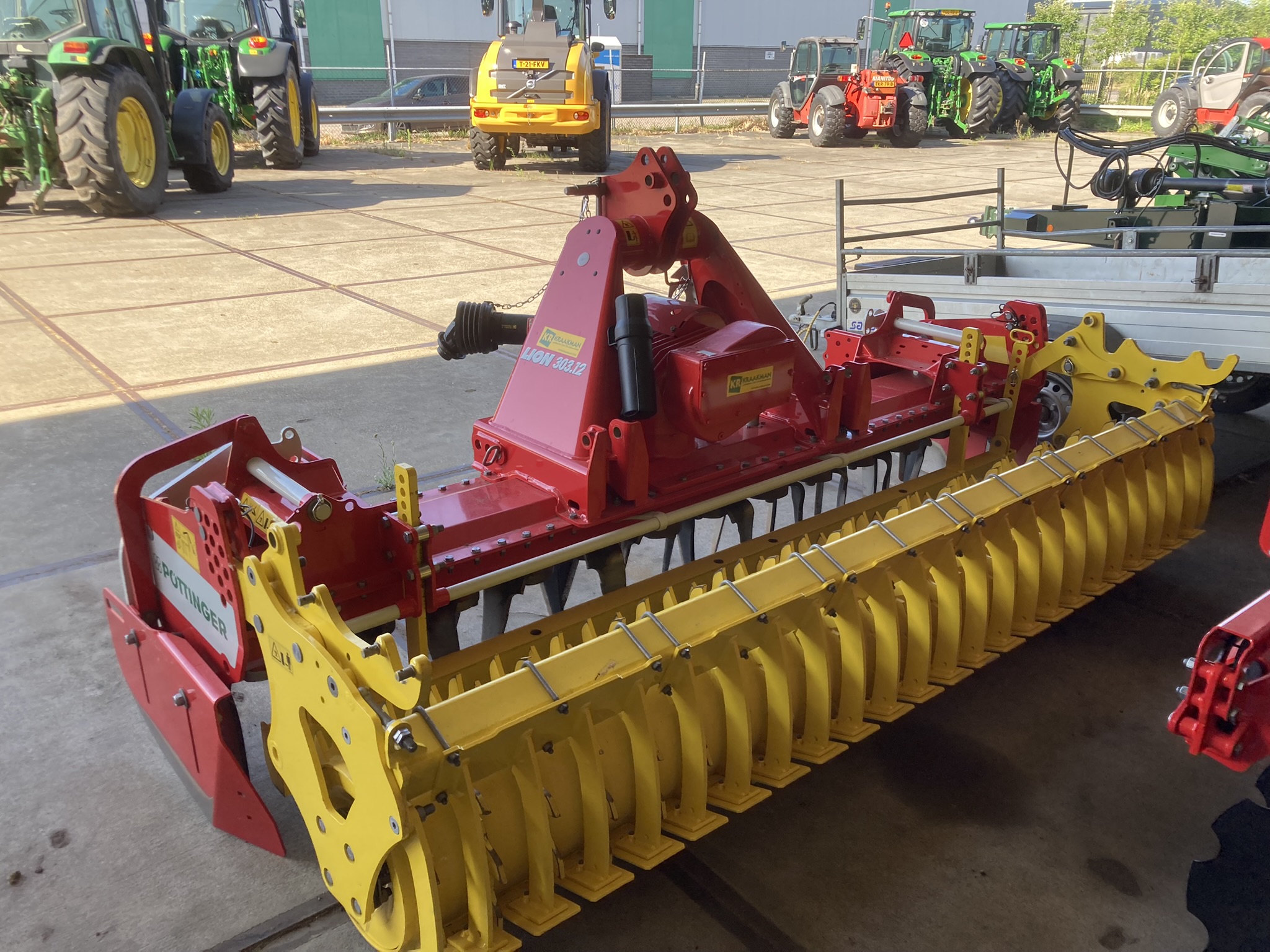 Pottinger Lion 303.12 (STE) #28567 - Kraakman