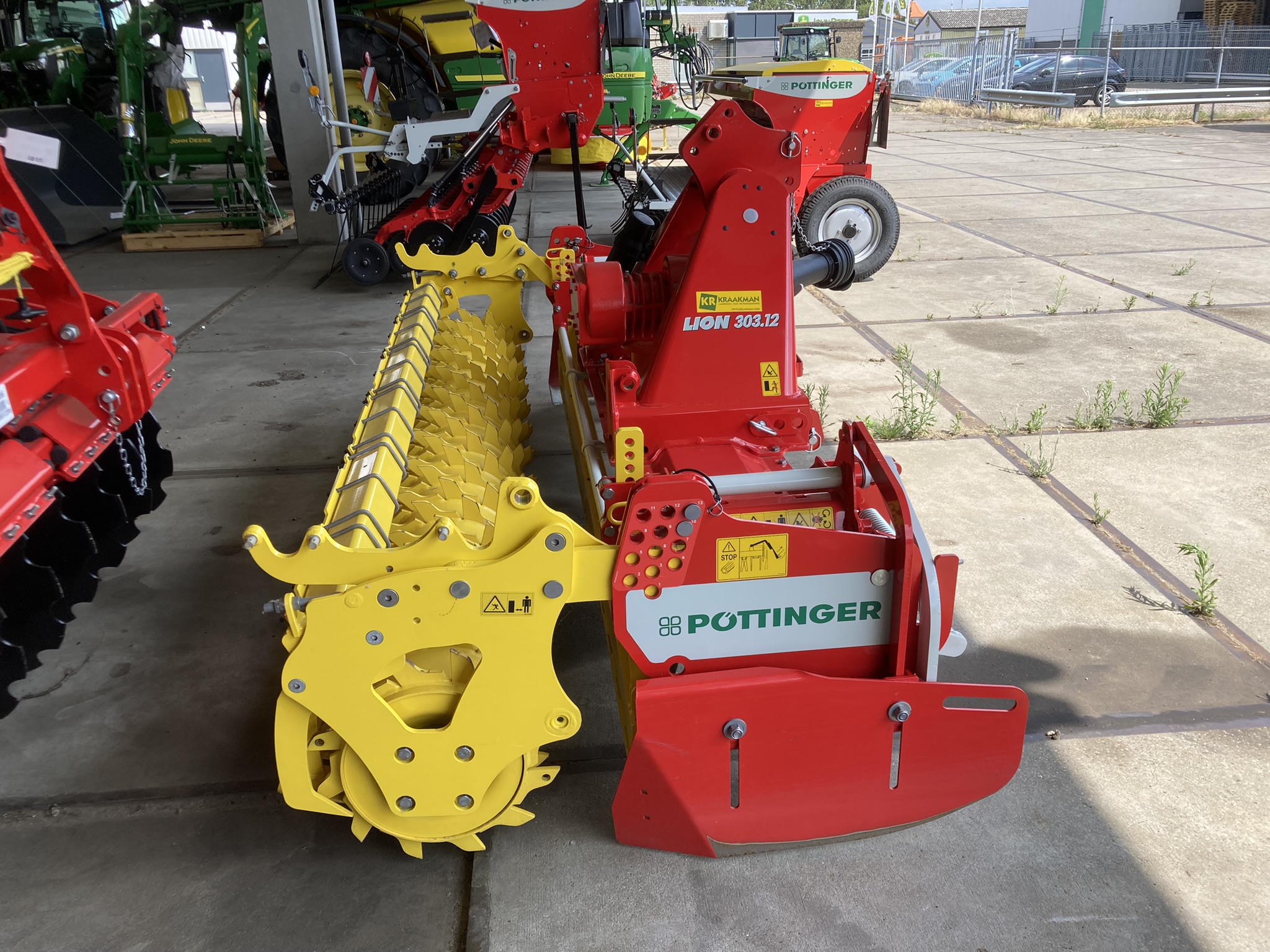 Pottinger Lion 303.12 (STE) #28567 - Kraakman