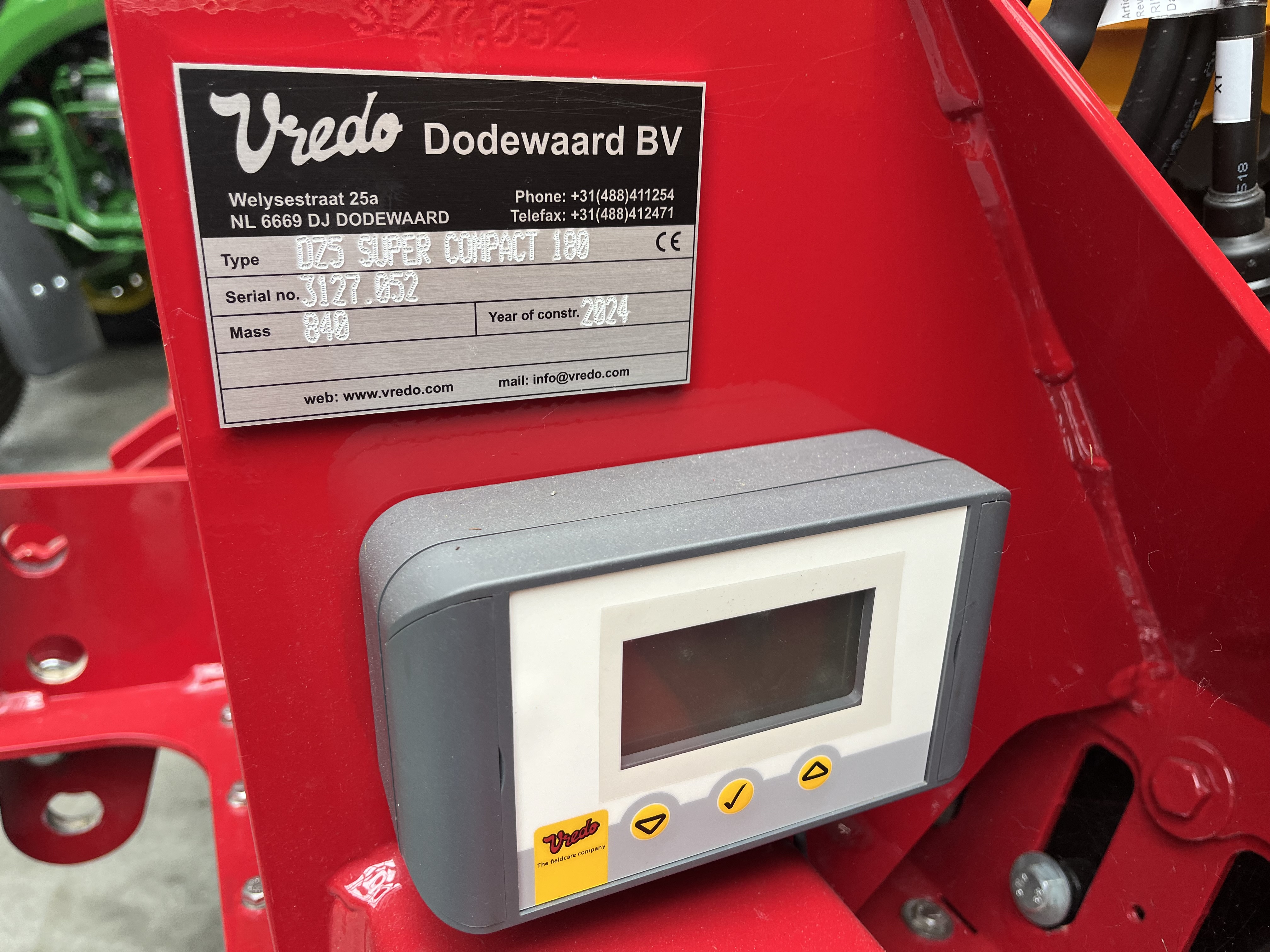 VREDO SUPER COMPACT DZ180 (HAE) #30478 - Kraakman