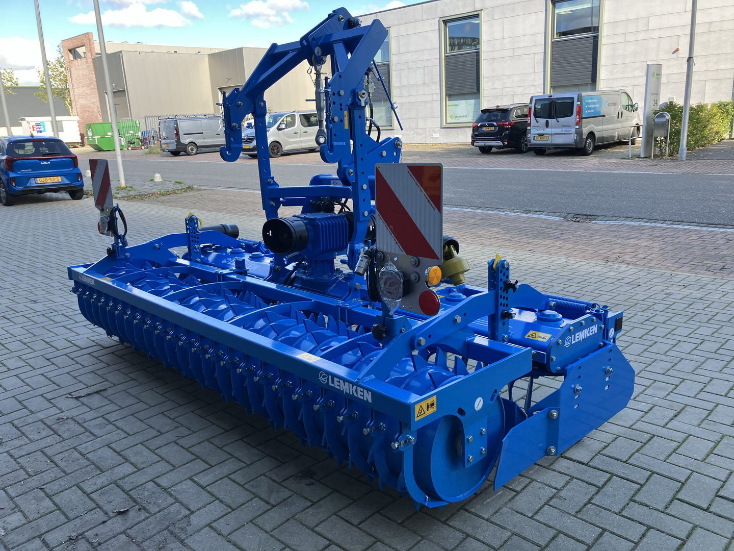 LEMKEN ZIRKON 8/300 (MID) #31247 - Kraakman