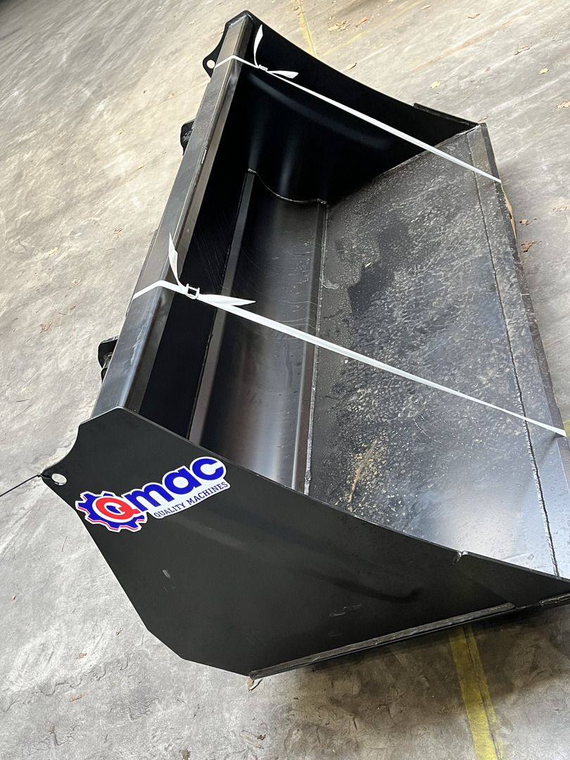 Qmac Grondbak 1.80M - JD compact aanspan (LIE) #775479 - Kraakman